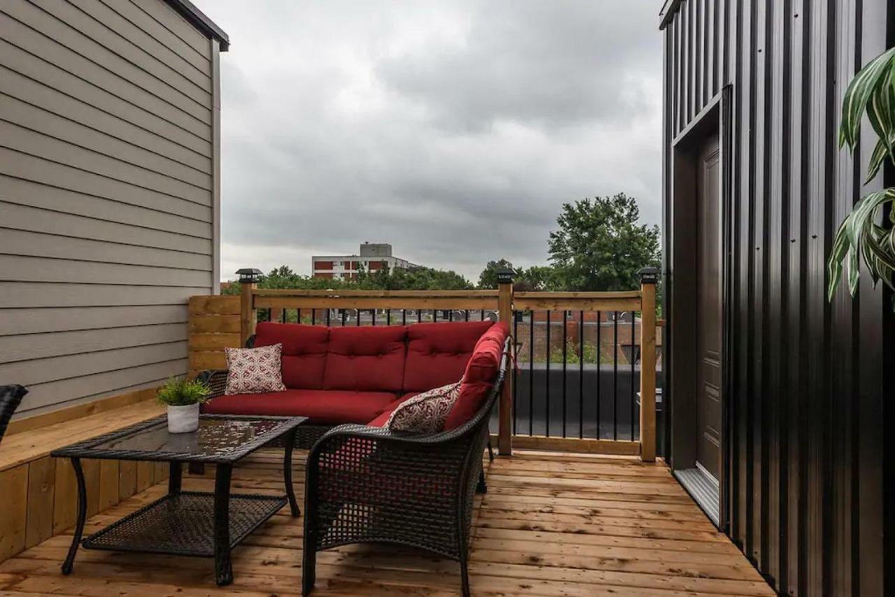 Spacious Townhouse With Rooftop Deck Villa Montreal Exterior photo