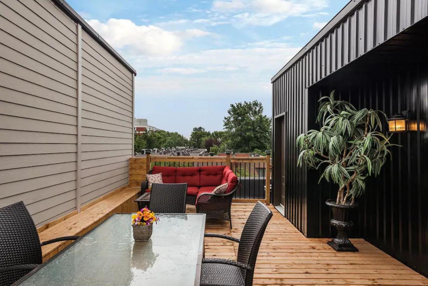 Spacious Townhouse With Rooftop Deck Villa Montreal Exterior photo